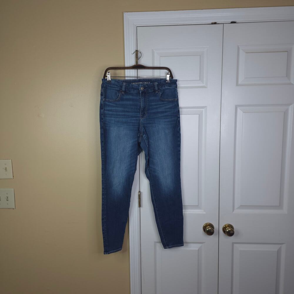 American Eagle High Rise Curvy Jegging Next Level Stretch in Dark Wash Size 12